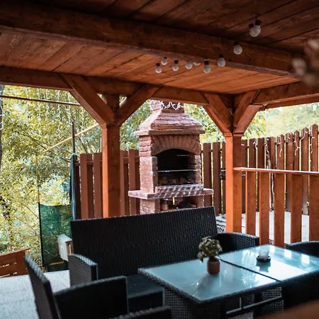 Holiday home Pinewood *